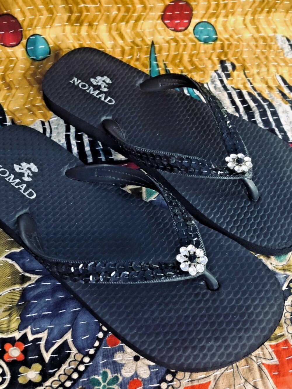 Nomad Size 8 Flip fops Black With Bling In Excellent Condition